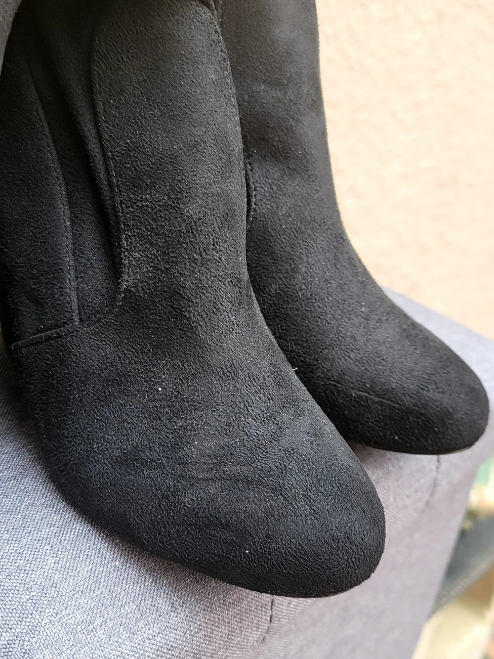 Lulu's Black Over-The-Knee Chunky Heel Boots